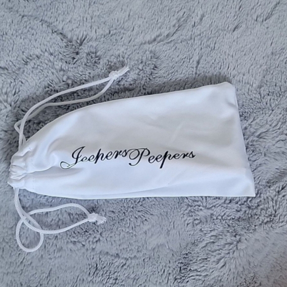 Jeepers Peepers Cat Eye Rhinestone Sunglasses NWT - Picture 4 of 5